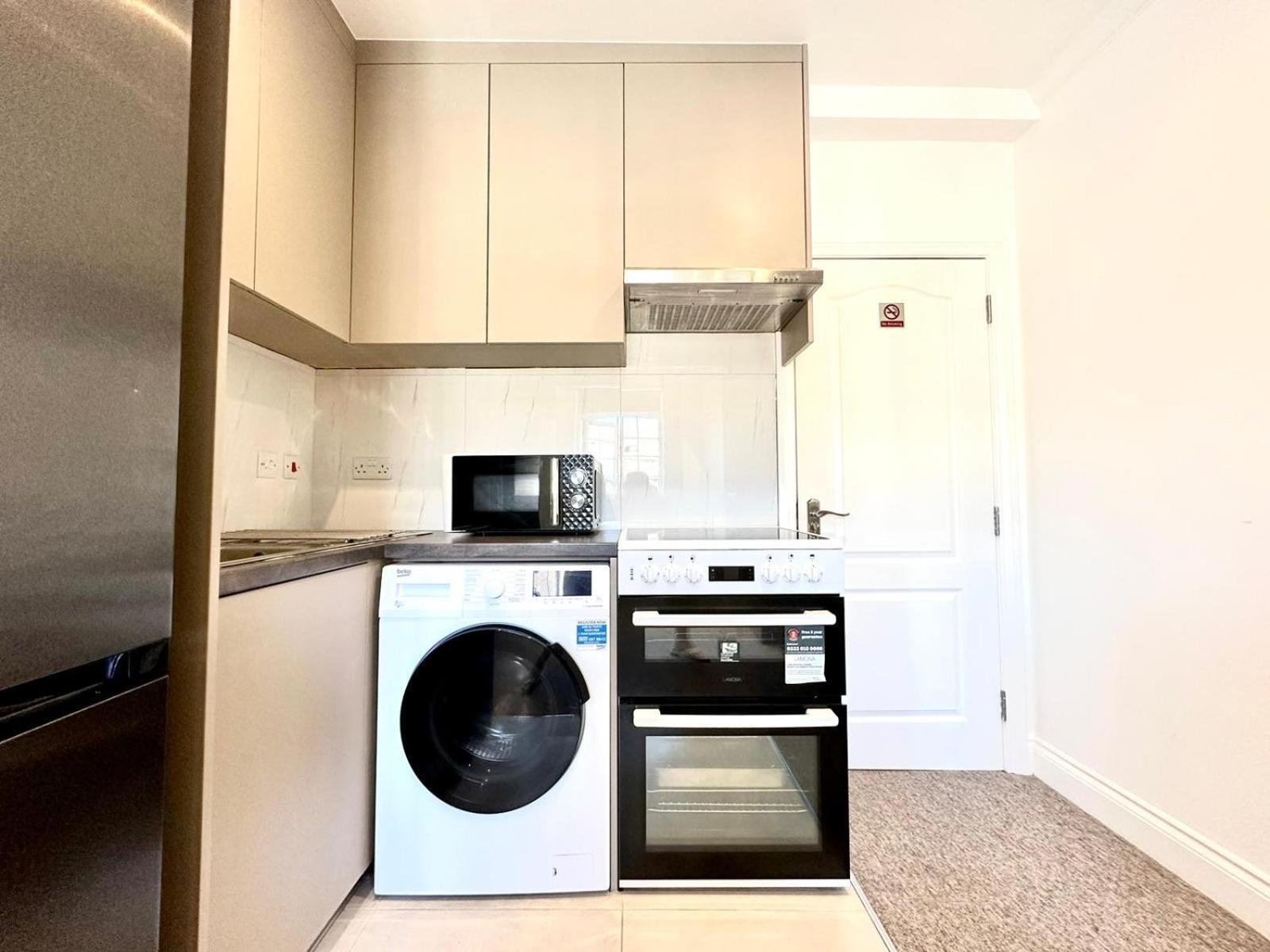 Spectacular Modern, Private Apartment,15 Mins To Central London Hendon Exterior foto